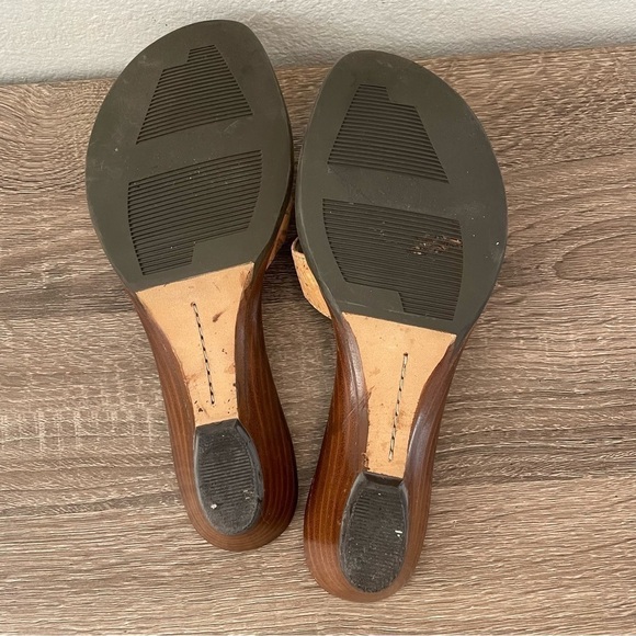 VANELi Cork Flower Wedge Sandals, Size 6.5N - Picture 6 of 6